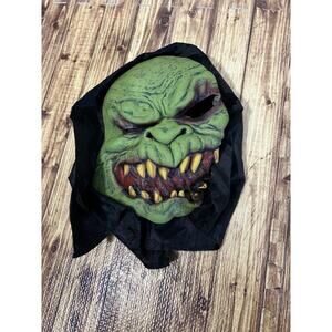 Vintage PMG 2002 Halloween Mask Demon Horn Green Monster Paper Magic w/Hood